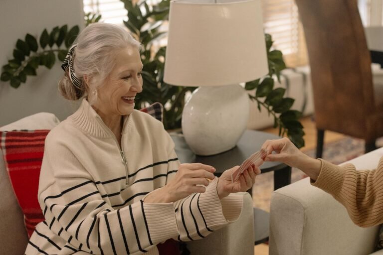 Practical Ways to Make Everyday Life Easier for Older Adults